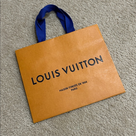 Louis Vuitton Other - Louis Vuitton Gift Bag